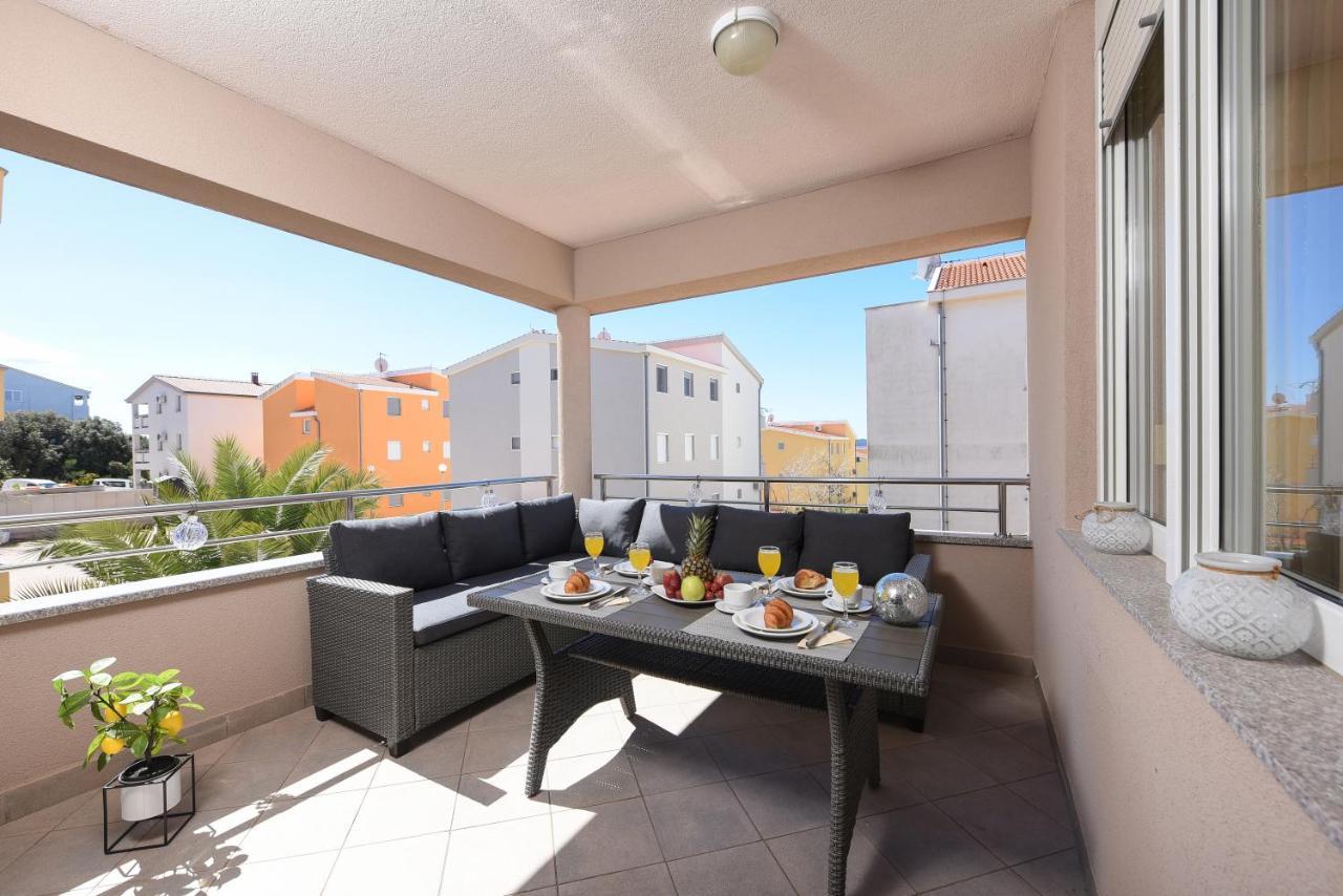 Sunset Beach Suites Kozino Exterior photo