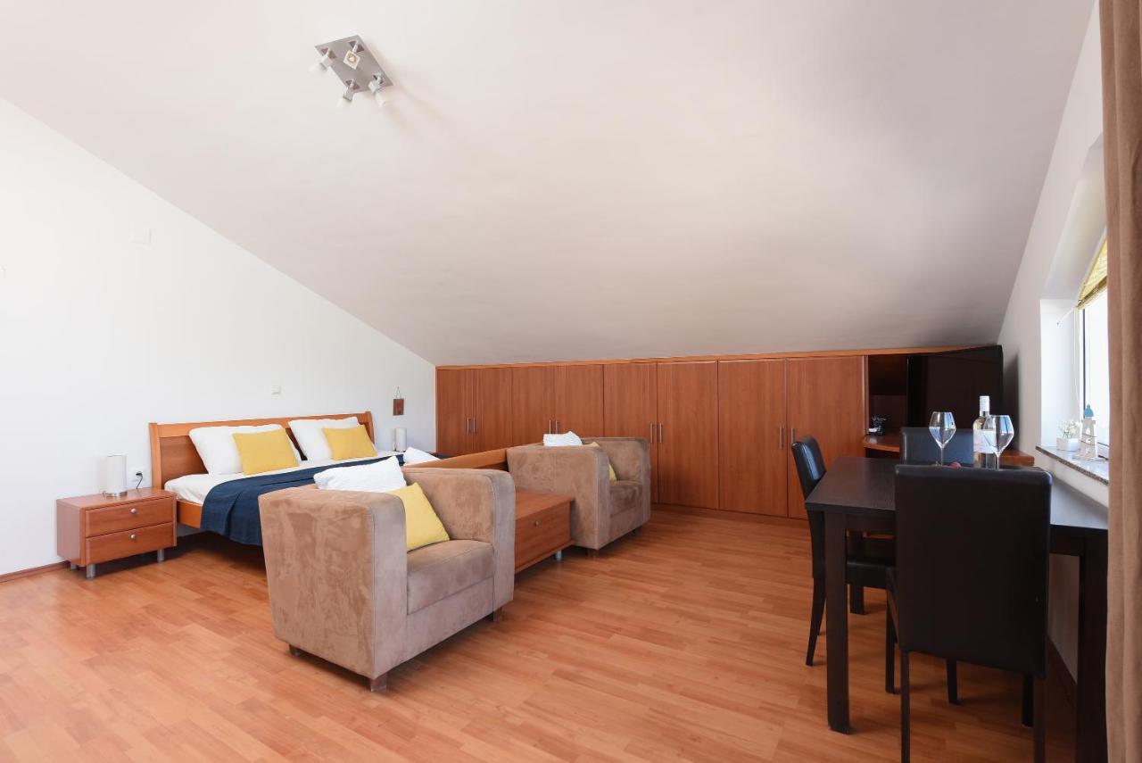 Sunset Beach Suites Kozino Exterior photo