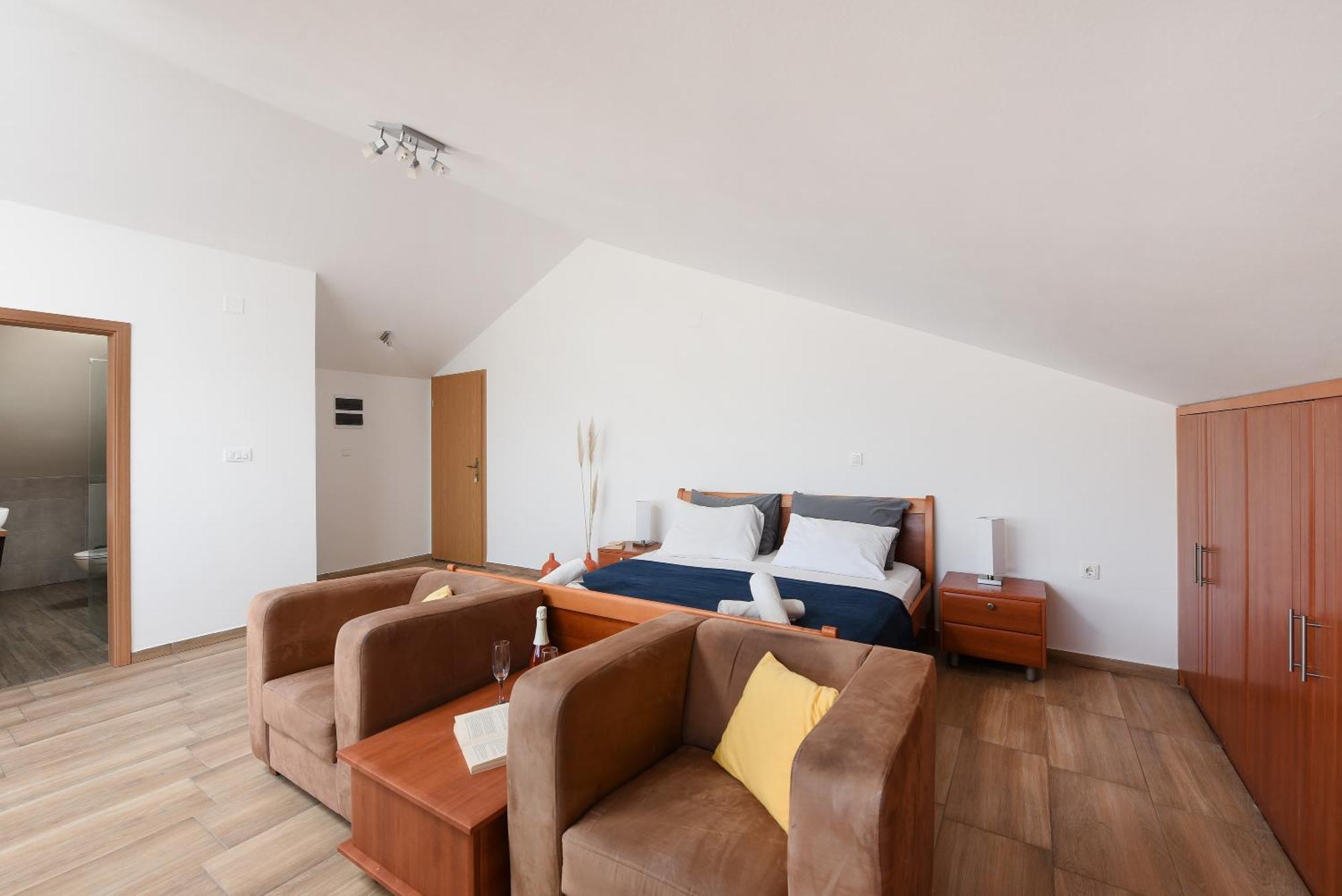 Sunset Beach Suites Kozino Room photo